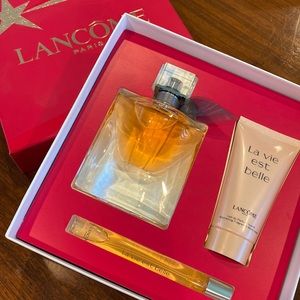 Lancôme La Vie est Belle perfume gift set